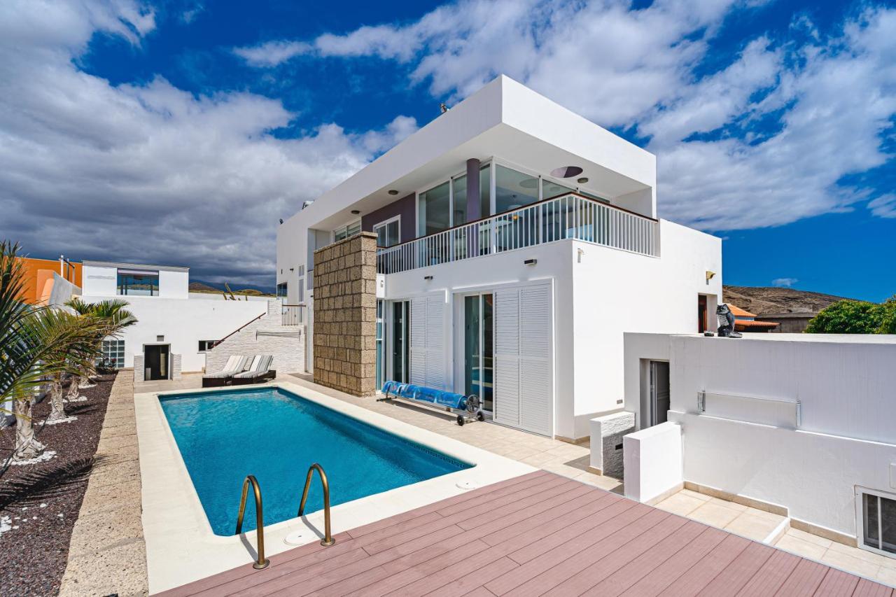 Modern 3Bdr Villa With Heated Pool El Medano  Bagian luar foto