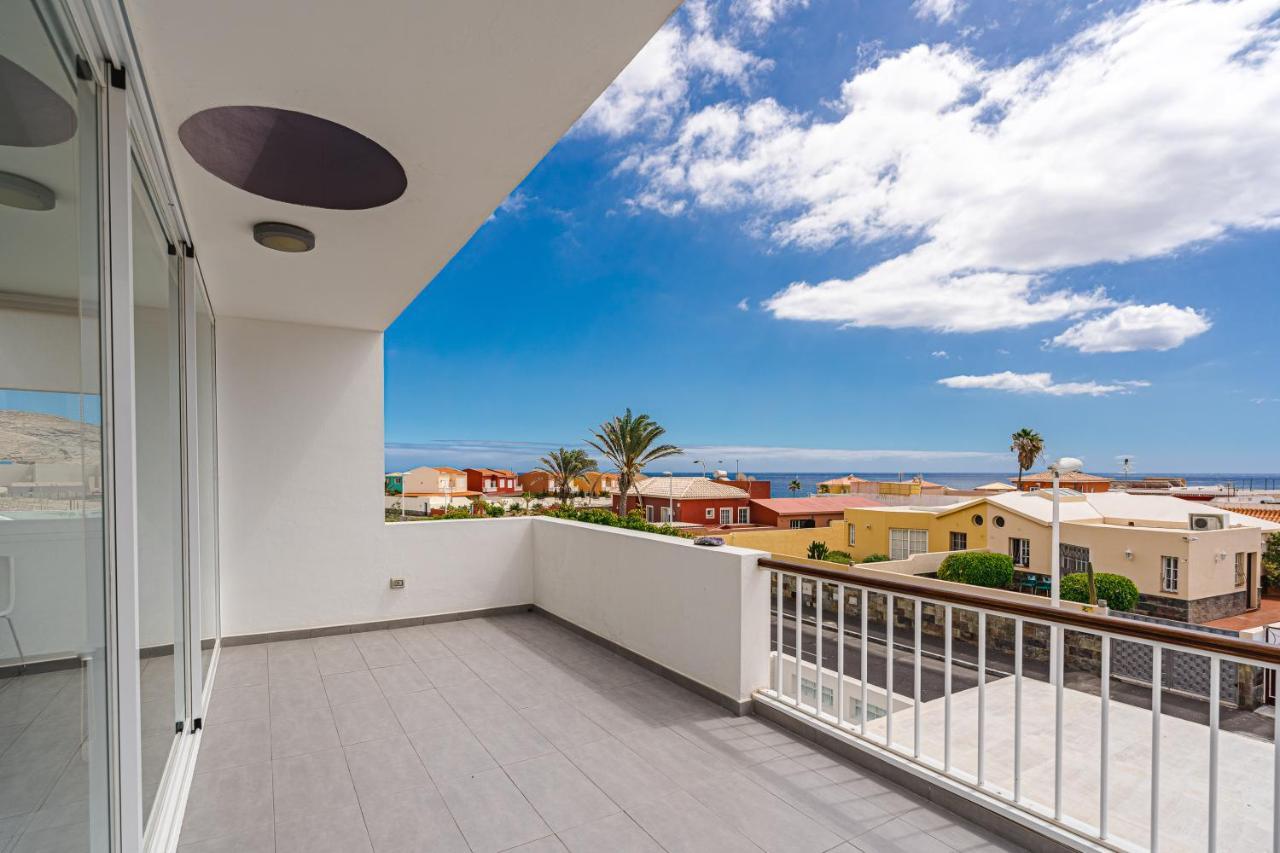 Modern 3Bdr Villa With Heated Pool El Medano  Bagian luar foto