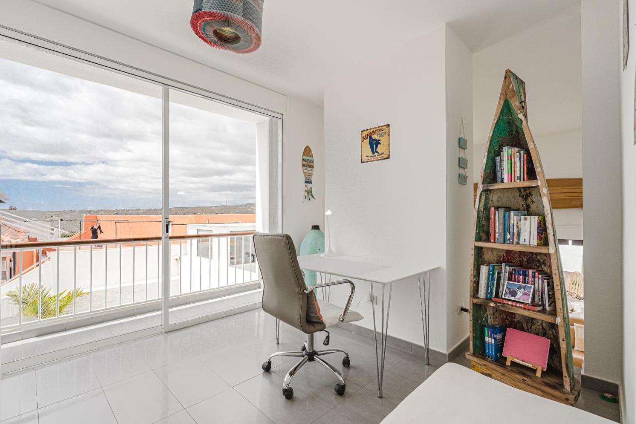 Modern 3Bdr Villa With Heated Pool El Medano  Bagian luar foto